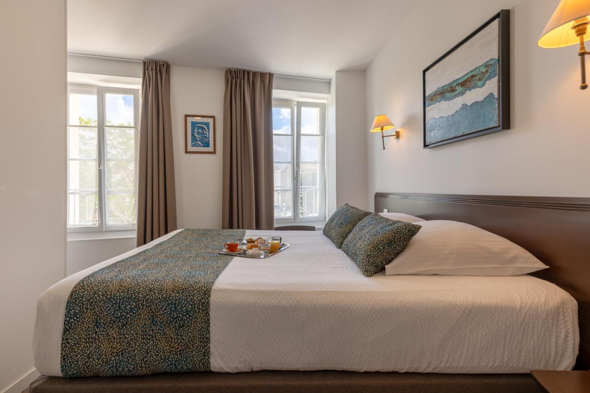 Logis Hotel Le Richelieu - Royan Atlantique Saujon Esterno foto